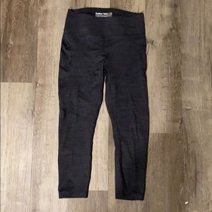 Outdoor Voices Techsweat Highrise 3/4 leggings